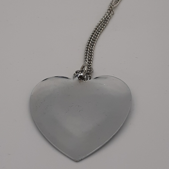 Vintage Silver Tone Love Heart Necklace, Made in Japan 13 1/4" Long NOS - Picture 3 of 5
